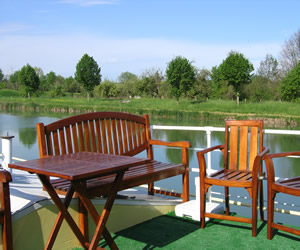 Elizabeth deck
