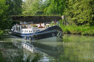 European Barge Cruise in Burgundy France